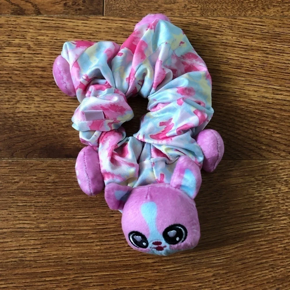 Pink Dog scrunchie pet